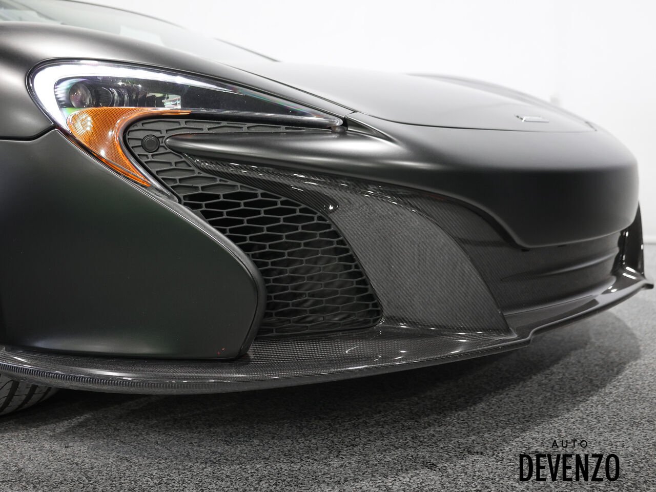 McLaren 650s Spider 3.8L V8 Twin-Turbo 2016 Noir Saint-Eustache - photo #8
