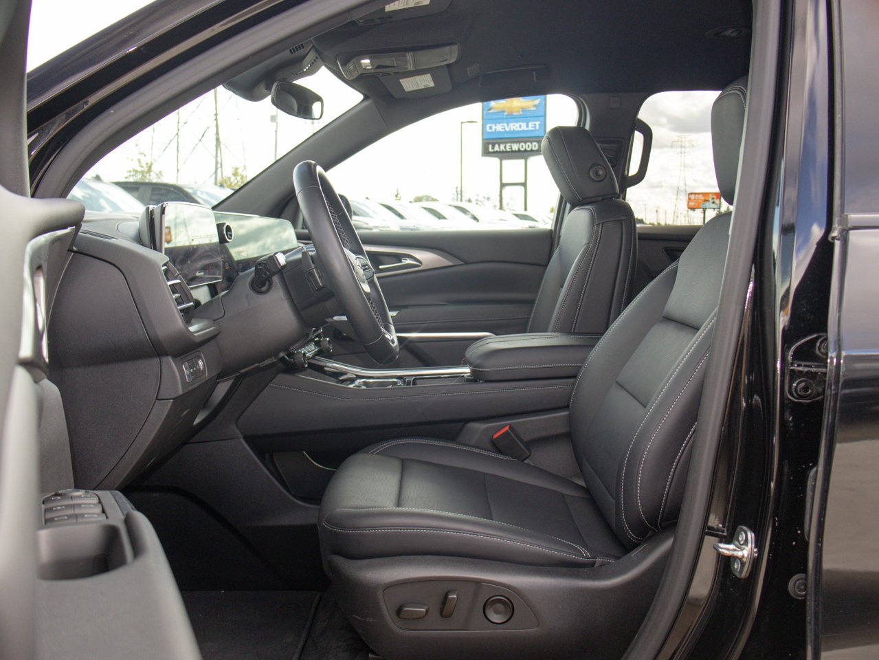 2026 Chevrolet Traverse AWD 4dr LT Black Sherwood Park - photo #17