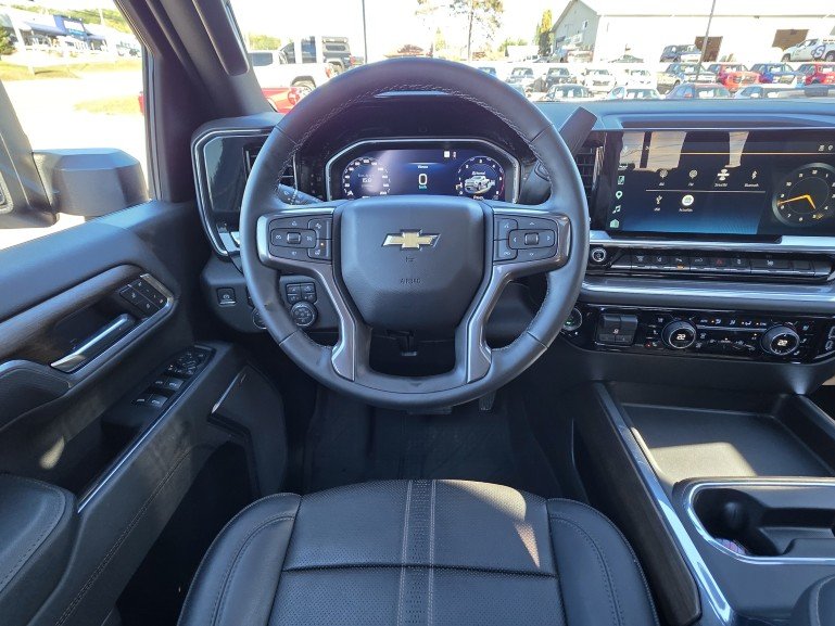 2026 CHEVROLET Silverado 3500HD K3500 SILVERADO CREW CAB HIGH COUNTRY L/BOX DURAMAX DRW (3LZ) Black Mont-Laurier - photo #12