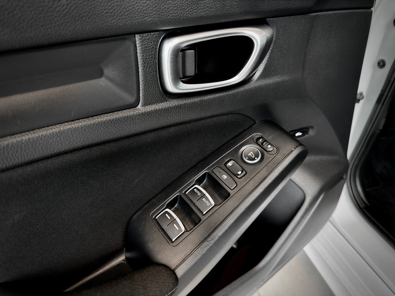 Honda Civic Sedan 2022 Blanc Notre-Dame-des-Prairies - photo #30