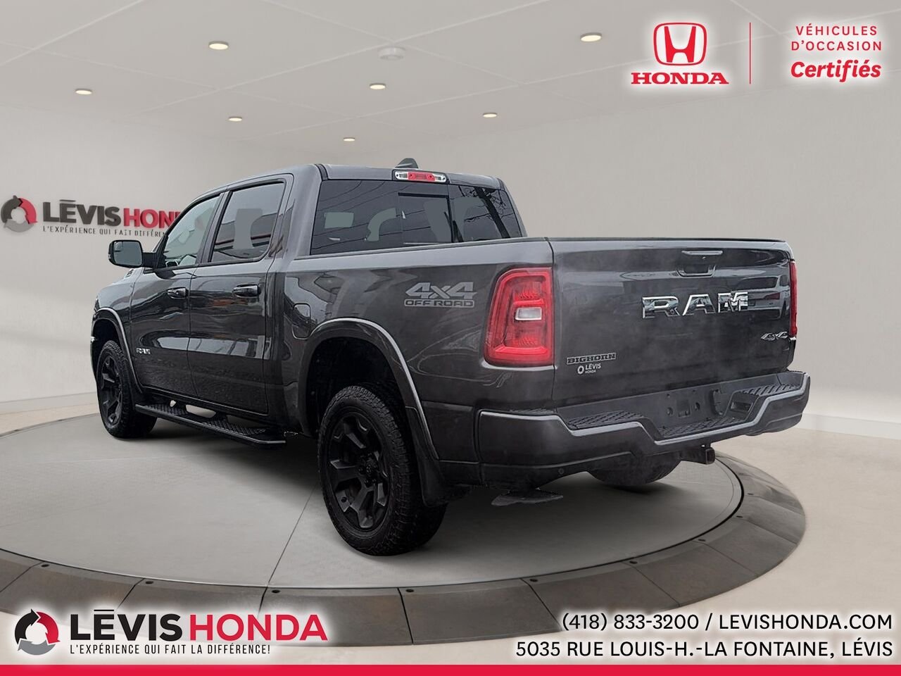 2025 Ram 1500 Big Horn Big Horn cabine d'équipe 4x4 caisse de 5 pi 7 po Grey Lévis - photo #12