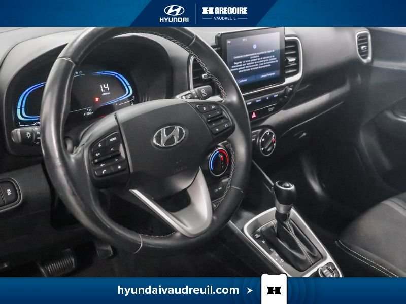 Hyundai Venue 2024 Noir Blainville - photo #15