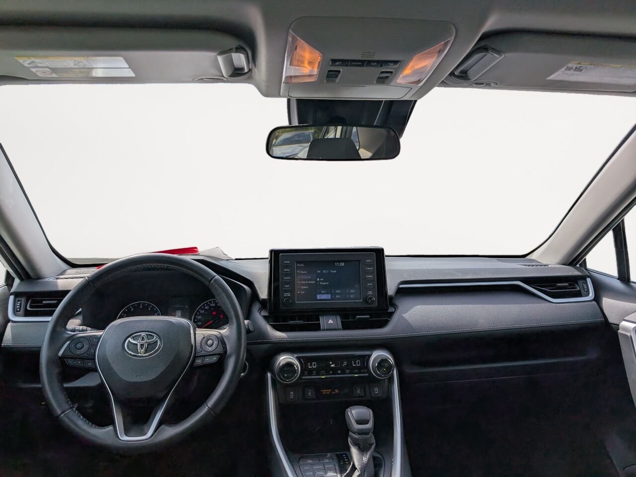 2021 Toyota RAV4 2T3R1RFV1MC240656 White Sherbrooke - photo #13