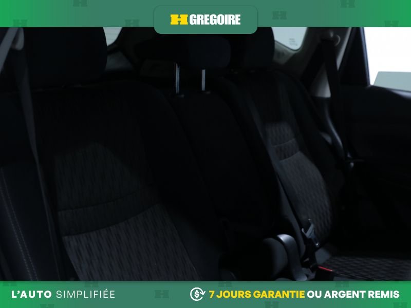 2020 Nissan Rogue White Saint-Eustache - photo #23