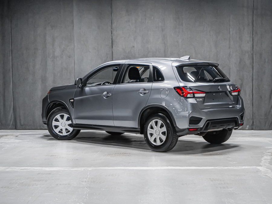 Mitsubishi RVR ES 2025 Gris