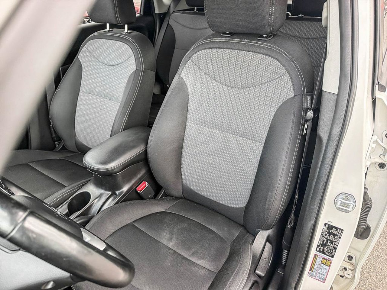 Kia Soul KNDJP3A55K7687840 2019 Blanc Mirabel - photo #23