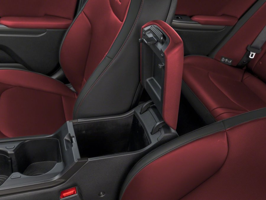 Kia K4 à hayon GT-Line Turbo TA avec intérieur rouge 2026 Noir aurore