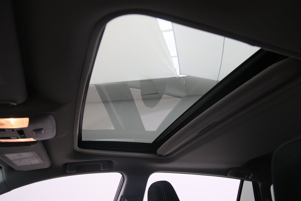 Toyota RAV4 XLE 2018 Gris Baie-Comeau - photo #7
