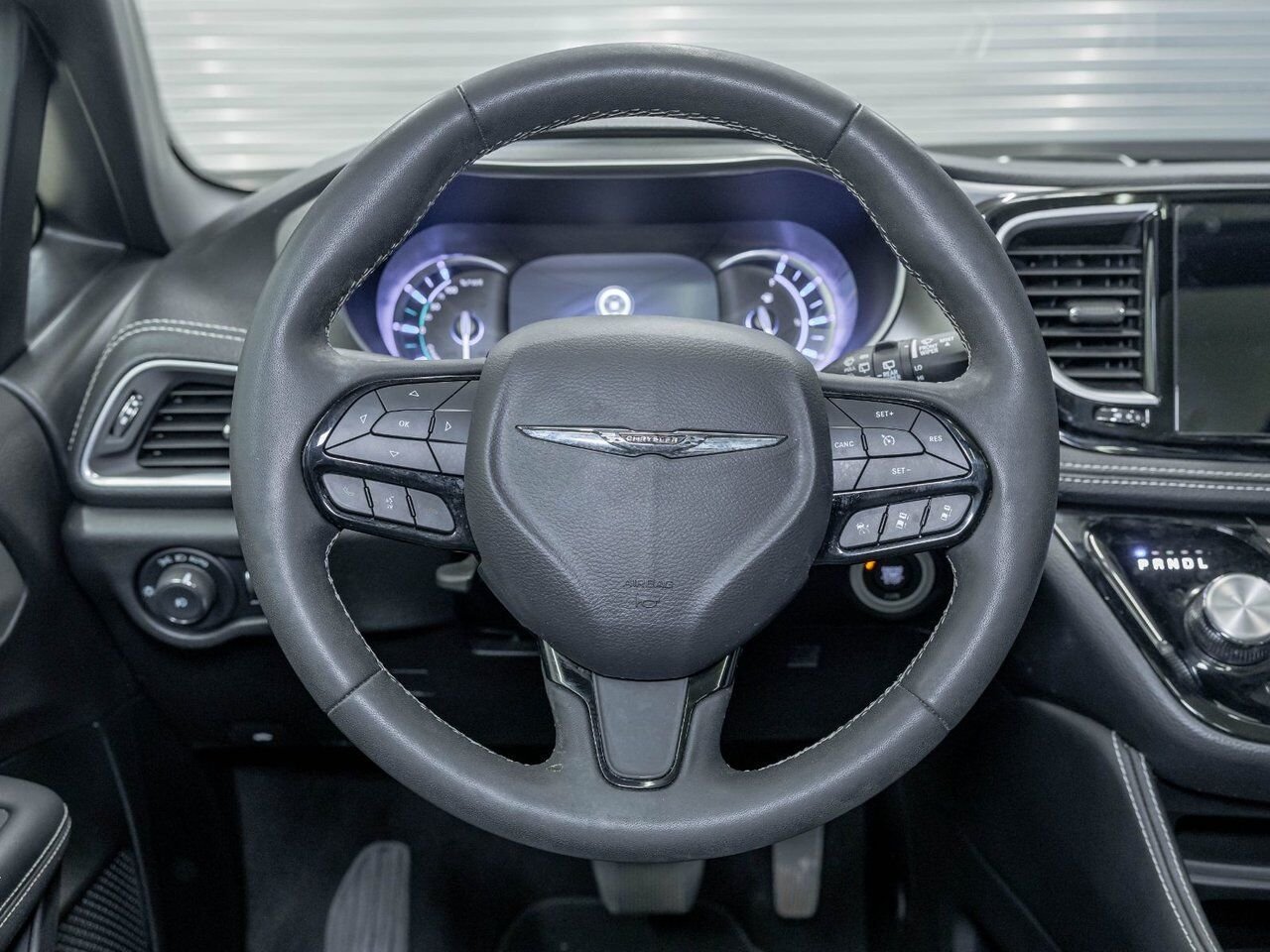 Chrysler Pacifica Hybrid SELECT PREMIUM S *TOIT* NAV CUIR SIÈGES VENTIL 2024 Blanc Saint-Jérôme - photo #14