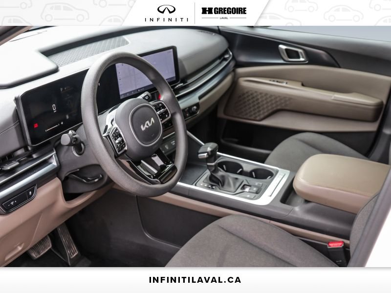 2025 Kia Carnival Laval - photo #24