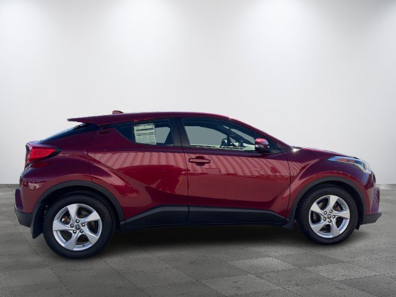 2019 Toyota C-HR Red Thetford Mines - photo #2
