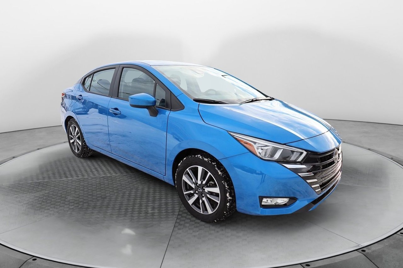 Nissan Versa SV 2024 Bleu Baie-Comeau - photo #1