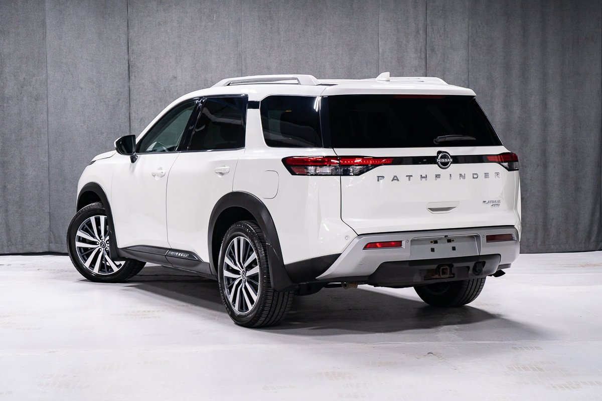 Nissan Pathfinder Platinum 2022 Blanc Montréal - photo #3