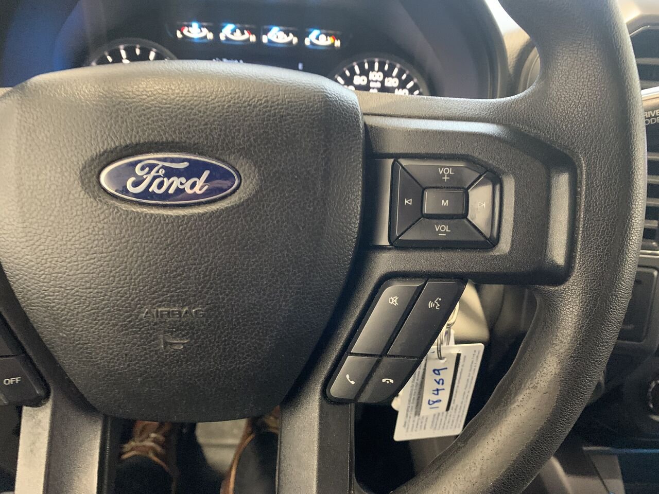 Ford F-150 SUPERCREW XLT 2018 Noir Saint-Eustache - photo #35