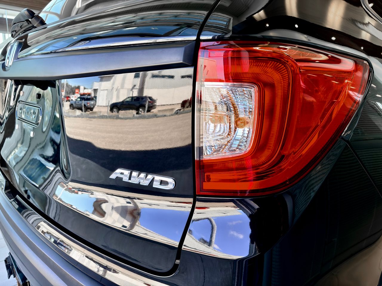 2020 Honda Passport Black Notre-Dame-des-Prairies - photo #11