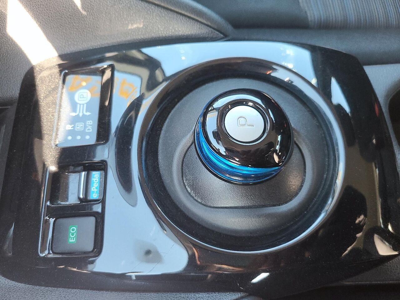 Nissan LEAF SV PLUS 2022 Orange Québec - photo #14