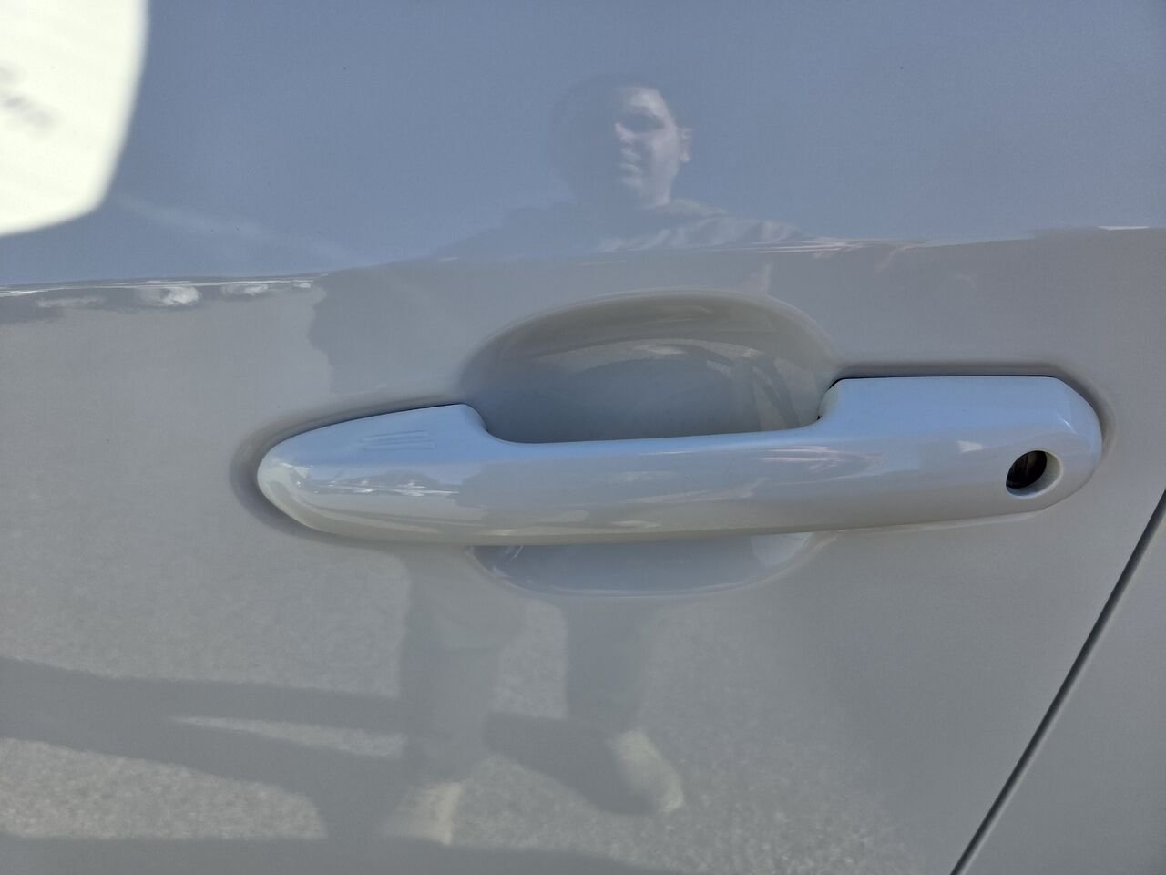 2024 Toyota RAV4 PRIME SE White Mont-Laurier - photo #10