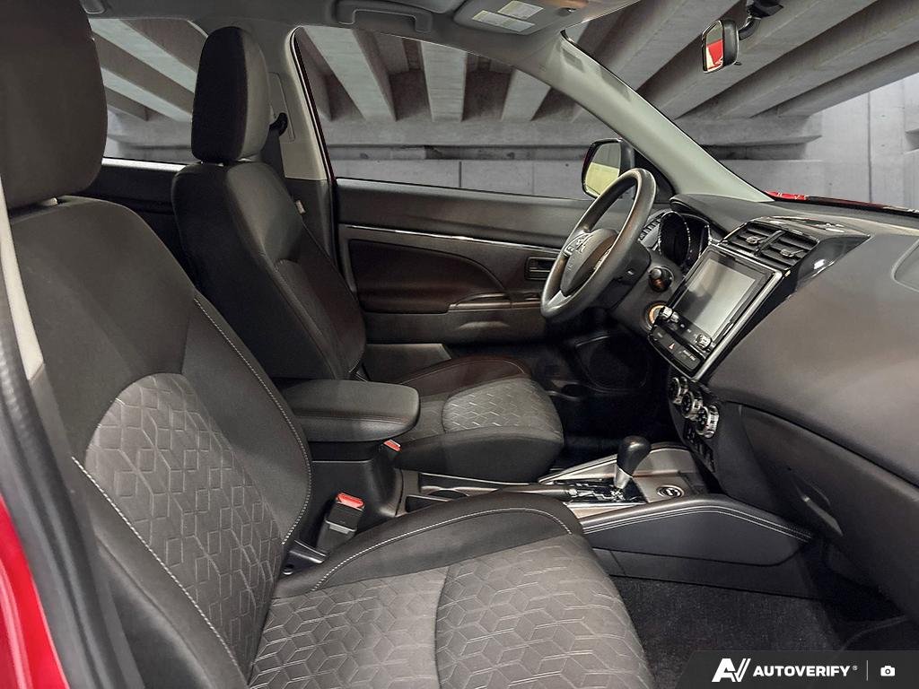 2026 Mitsubishi RVR 264049 | ES Red Edmonton - photo #18