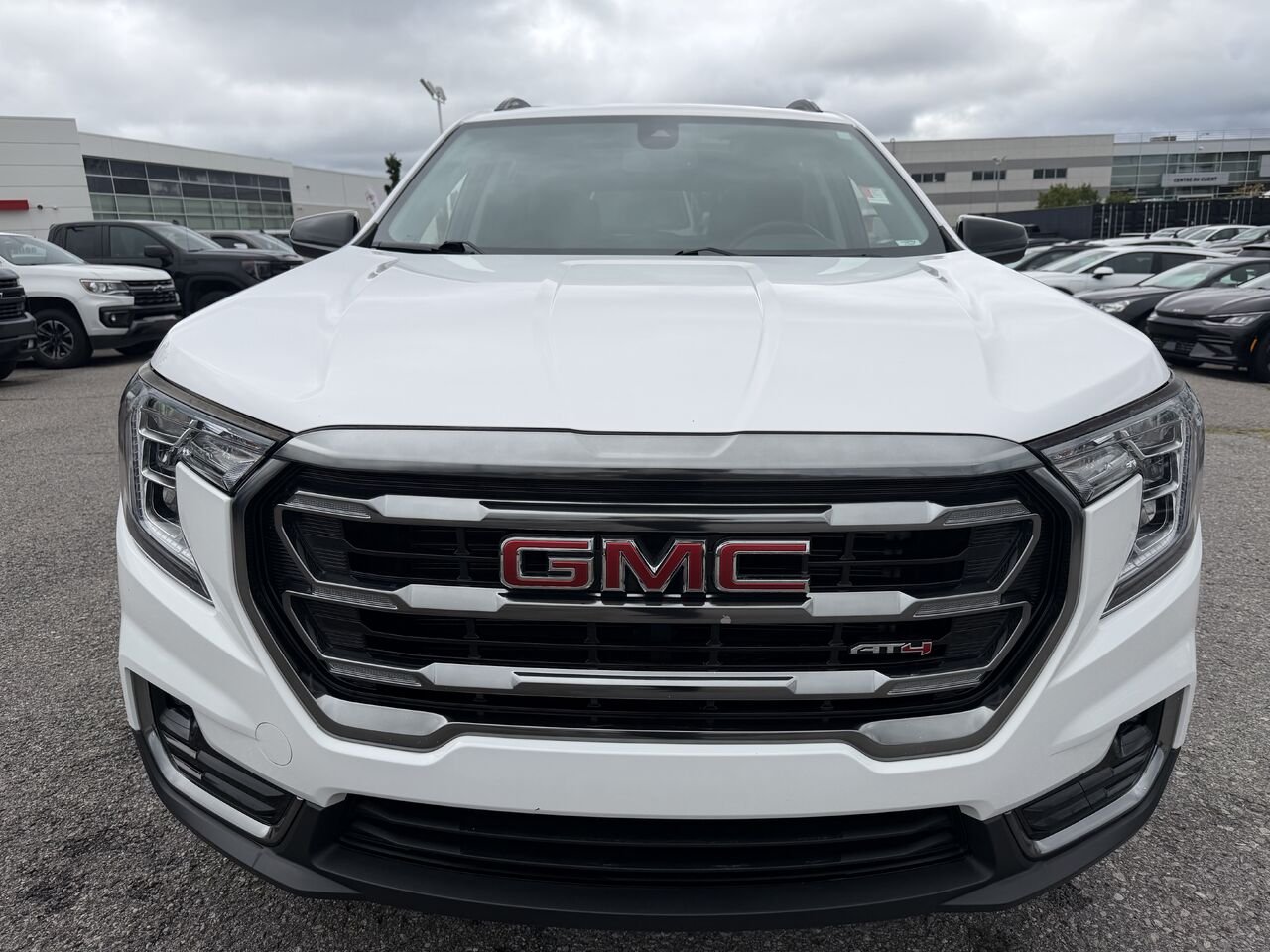 GMC TERRAIN AT4 AT4 4 portes TI 2024 Blanc Gatineau - photo #24