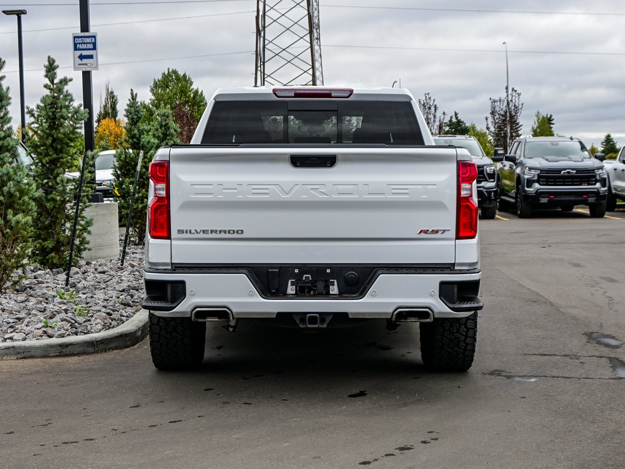 2026 Chevrolet Silverado 1500 4WD Crew Cab 147 RST White Sherwood Park - photo #11