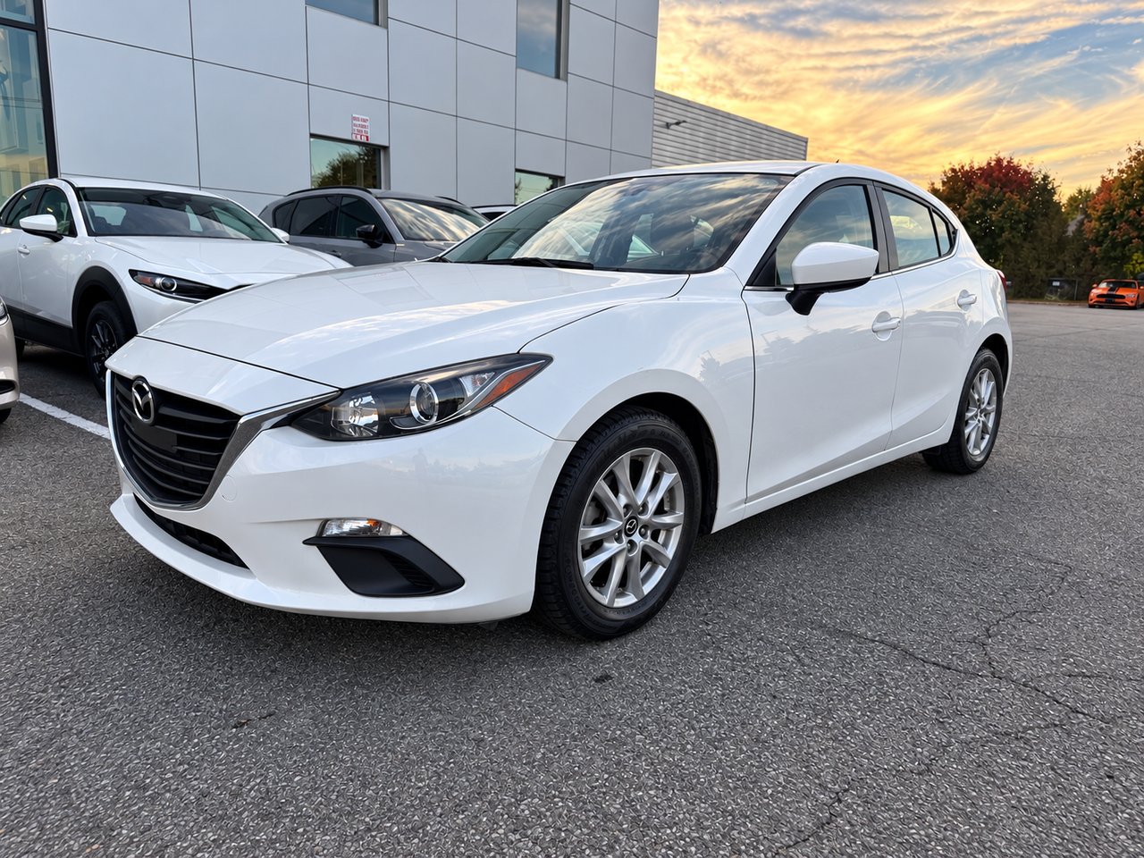 2016 Mazda 3 SPORT GS White Châteauguay - photo #2