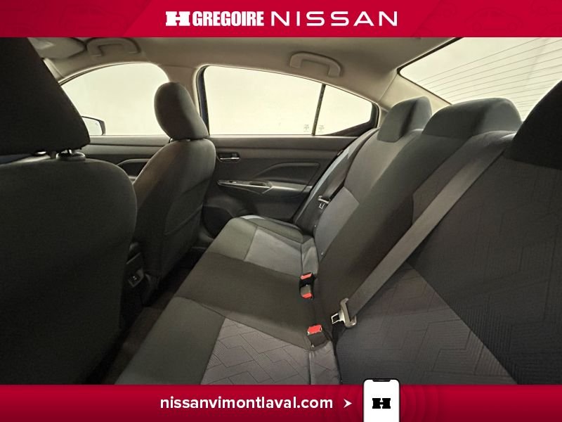 Nissan Versa 2024 Bleu Laval - photo #16