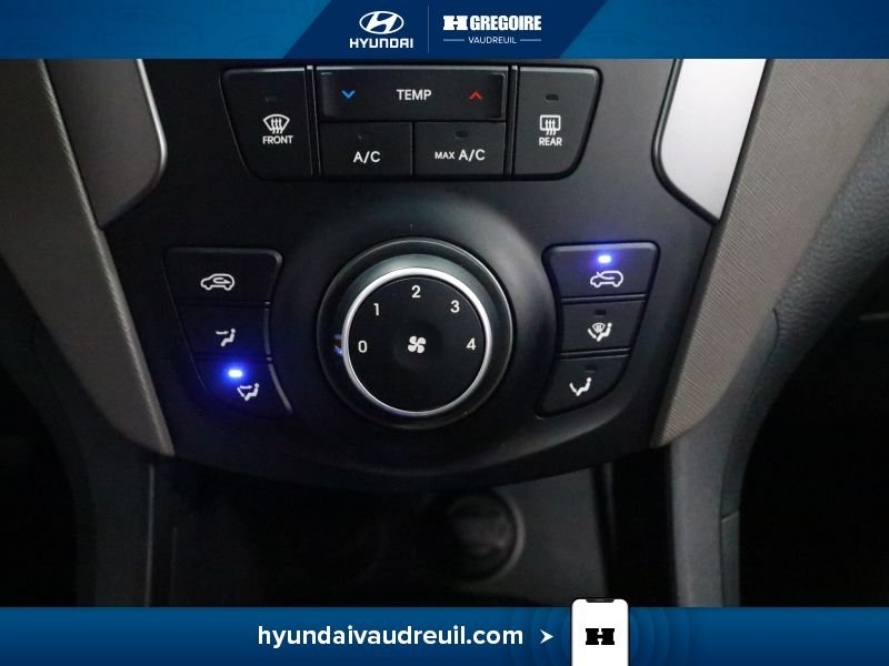 Hyundai Santa Fe 2018 Blanc Laval - photo #28