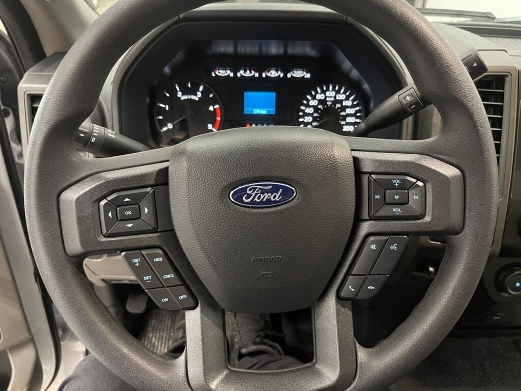 2022 Ford Super Duty F-550 Location Disponible / Leasing Available White Kirkland - photo #14