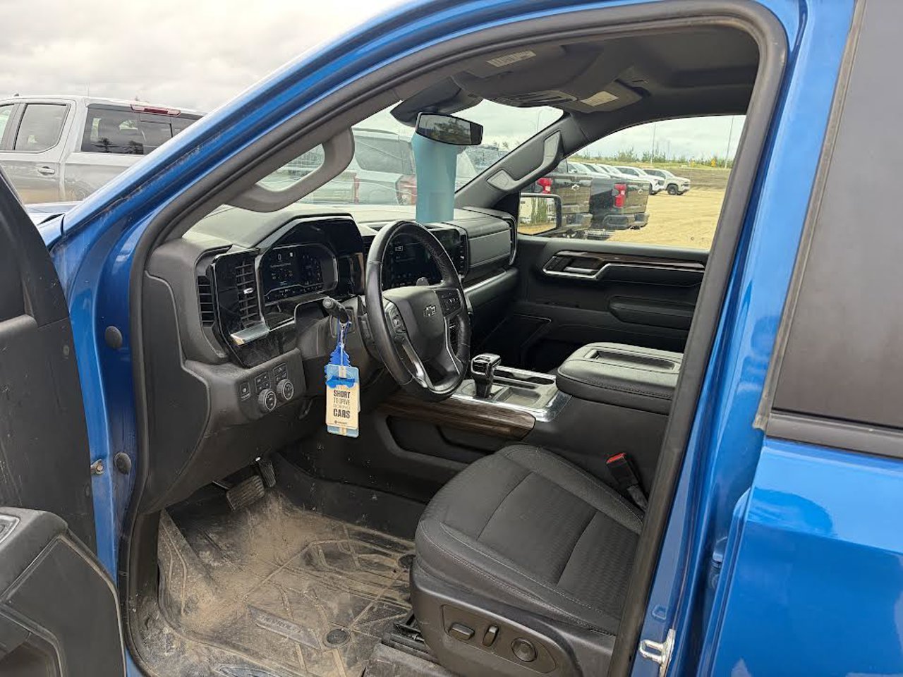 2022 Chevrolet Silverado 1500 4WD Crew Cab 147 RST Blue Sherwood Park - photo #6