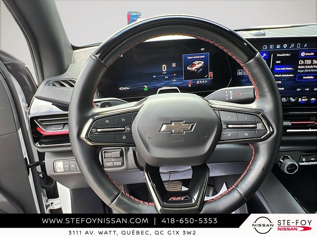 2024 Chevrolet Silverado EV RST CREW CAB autonomie 700km White Ste-Foy - photo #11