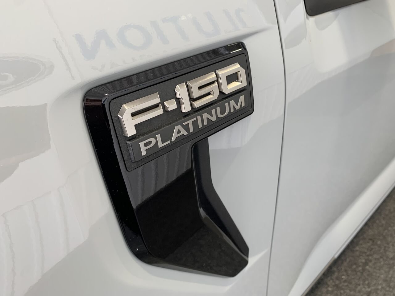 2024 Ford F-150 PLATINUM Grey Châteauguay - photo #3