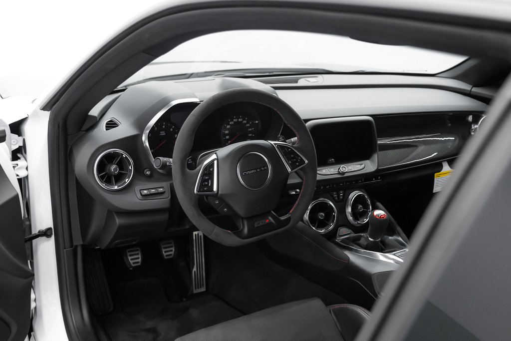 Chevrolet Camaro 2dr Cpe ZL1 | 1LE PACKAGE 2018 Blanc Kirkland - photo #17