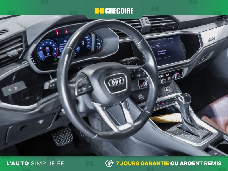 Audi Q3 821606 | Komfort AWD AUTO AC CUIR TOIT MAGS CAM RECULE 2019 Noir Laval - photo #11