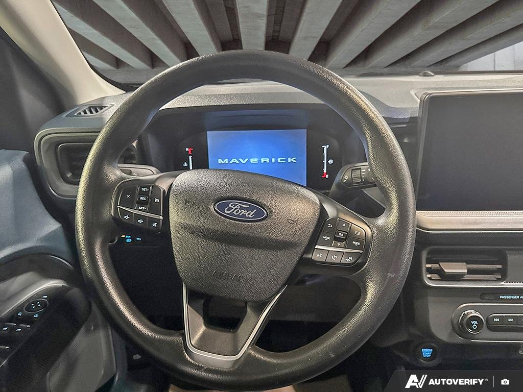 2025 Ford Maverick 2602519B | XLT | W8J Black Edmonton - photo #13