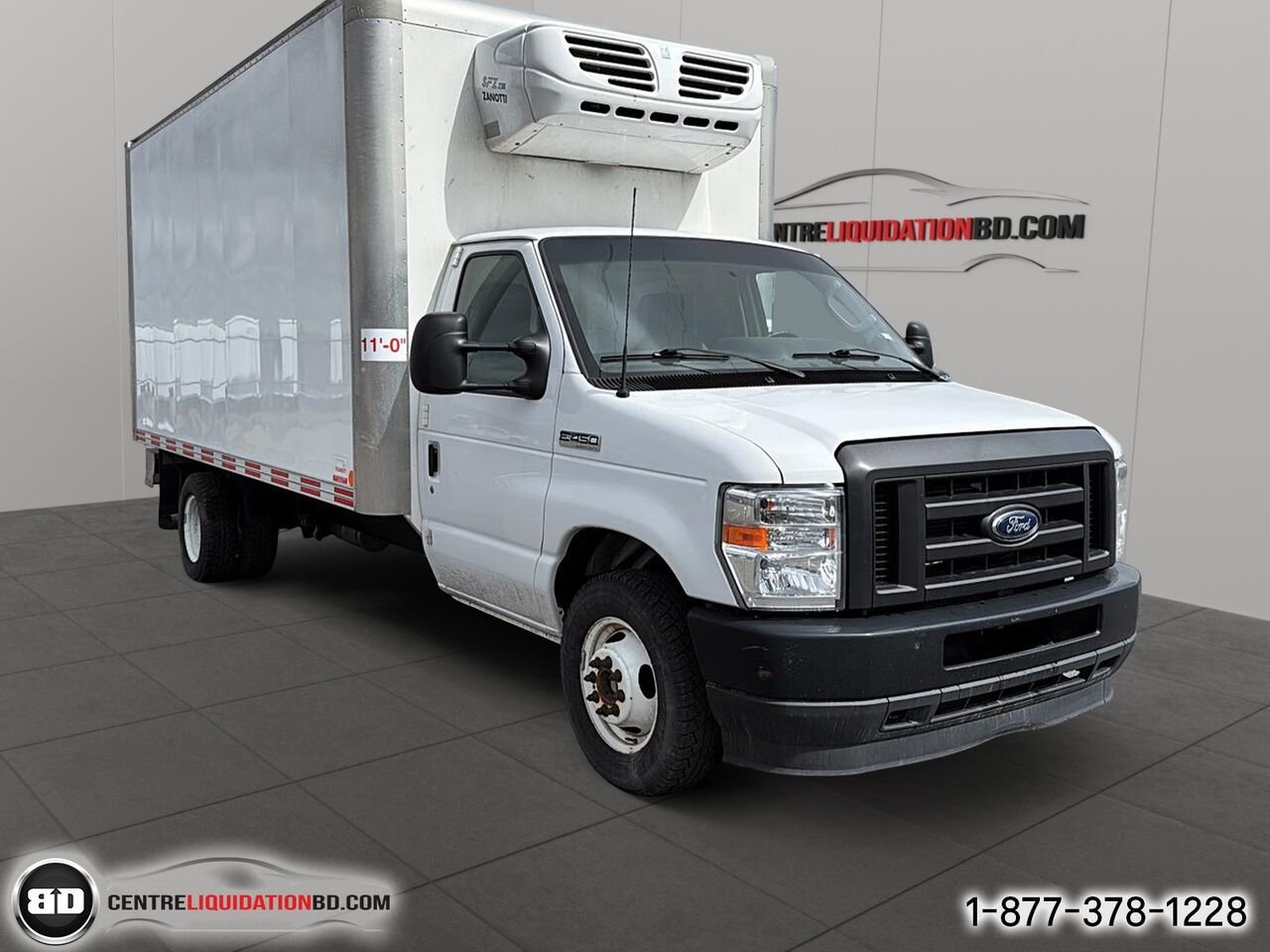 2023 Ford Série E tronqué E-450 176 po RARJ | BD0181 White Granby - photo #2
