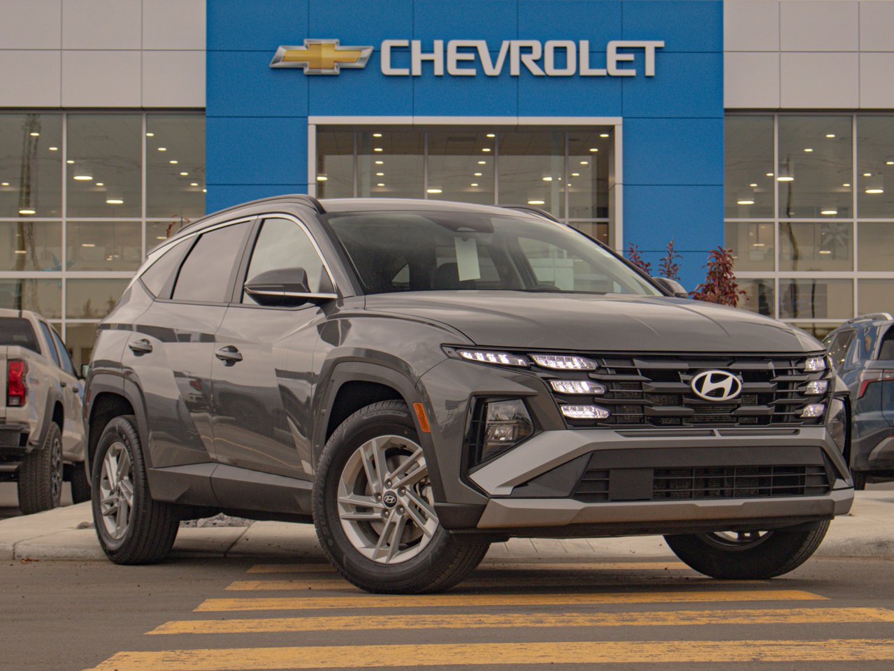 2025 Hyundai Tucson Preferred AWD Grey Sherwood Park - photo #11