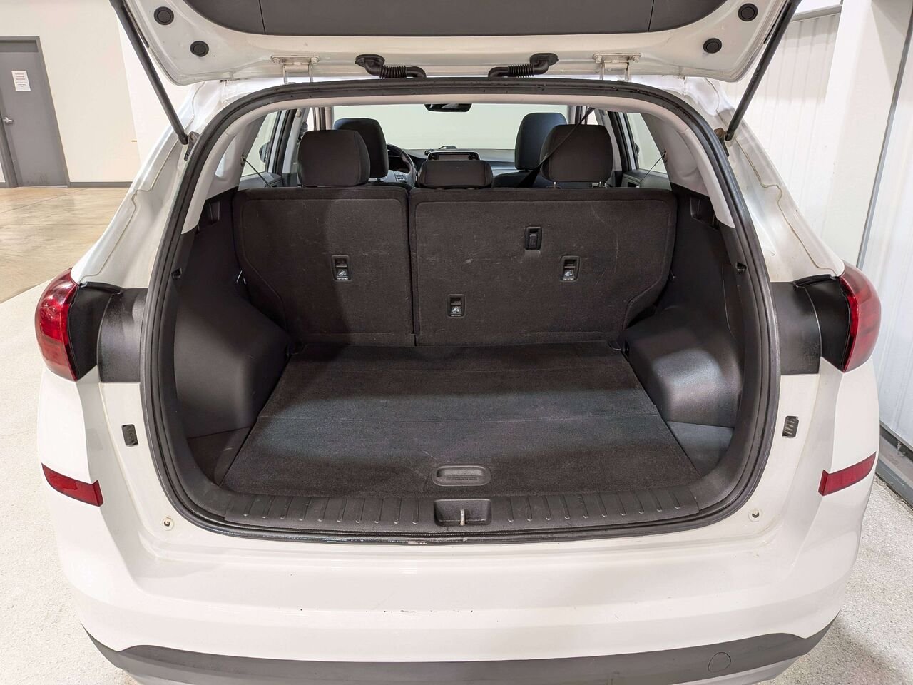 Hyundai Tucson Preferred AWD w/Trend Package 2019 Blanc Val-David - photo #8