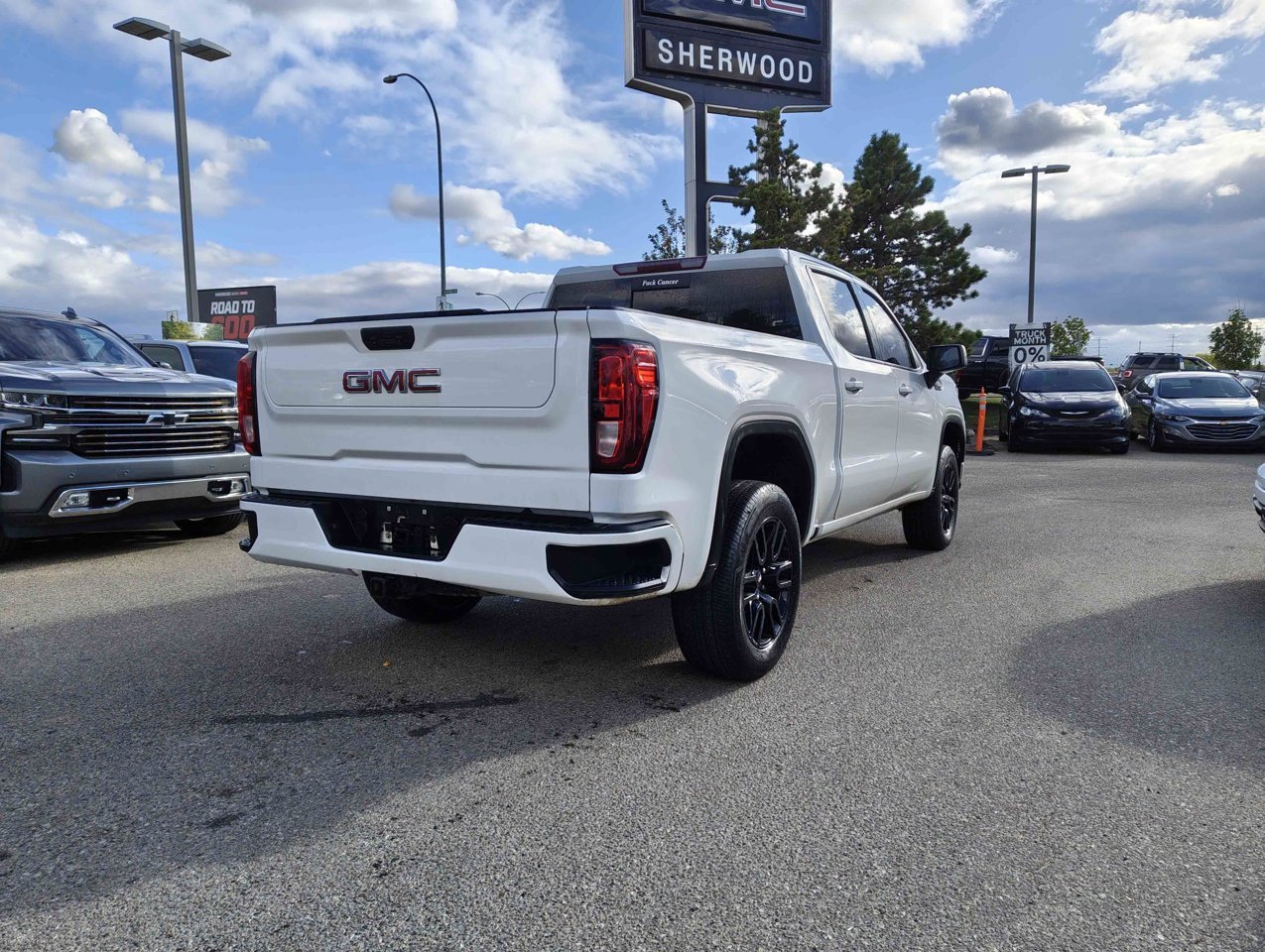 2022 GMC Sierra 1500 4WD Crew Cab 147 Elevation White Sherwood Park - photo #5