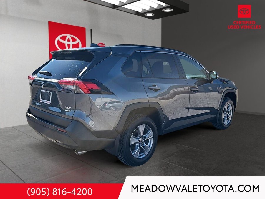 2023 Toyota RAV4 XLE AWD Grey