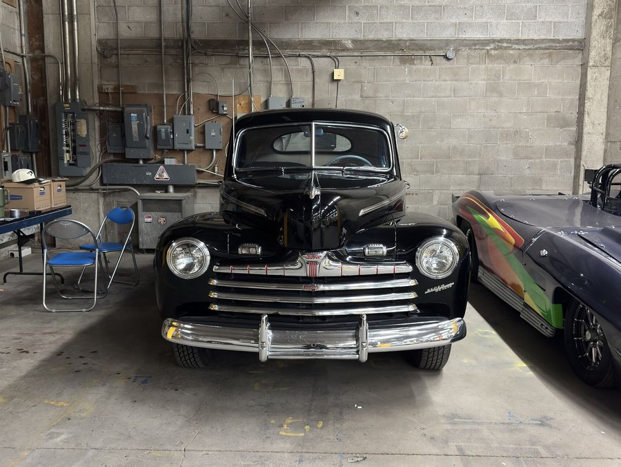 Ford Coupe 1946 Noir