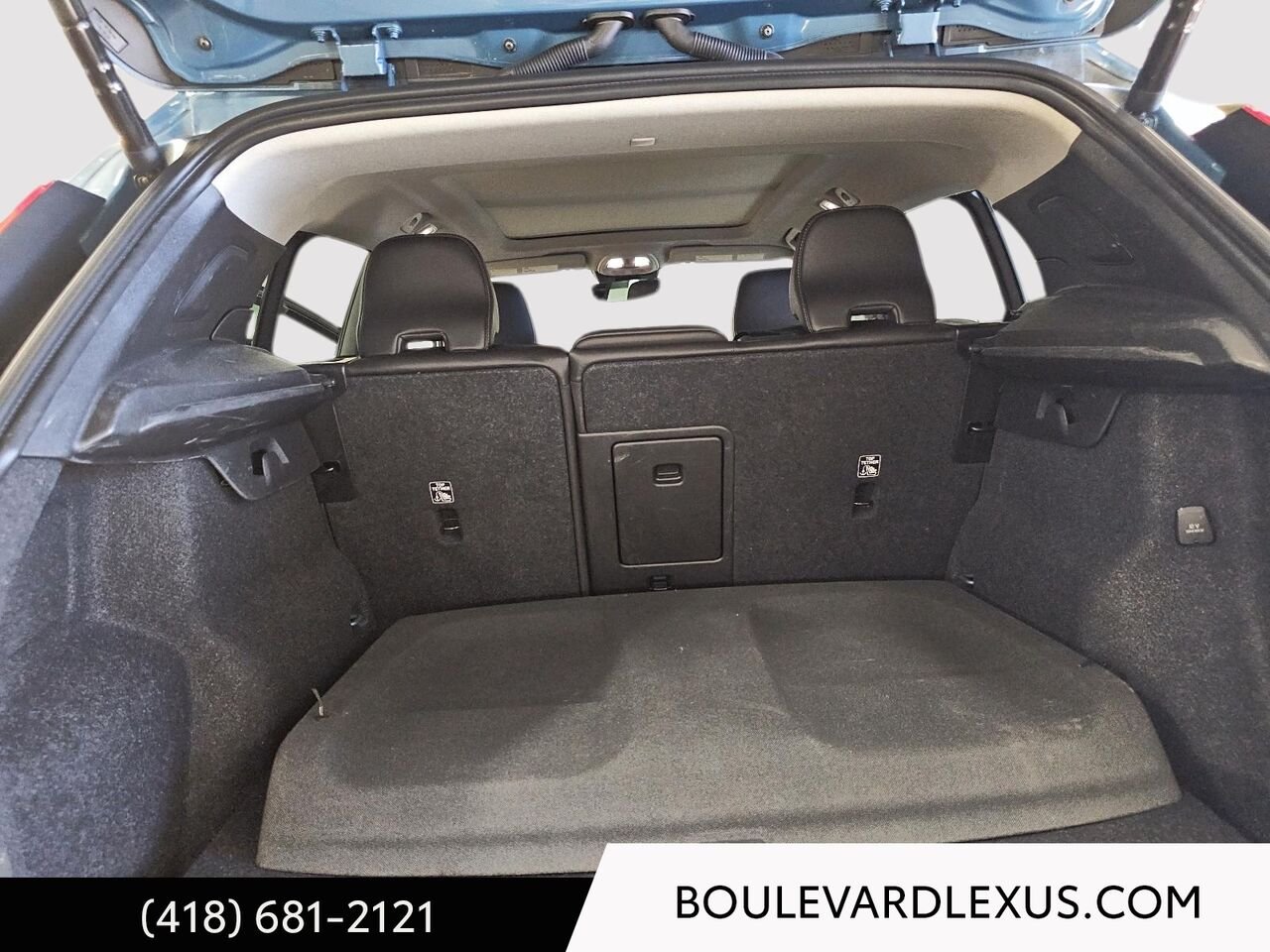 Volvo XC40 19383A 2024 Bleu Québec - photo #19