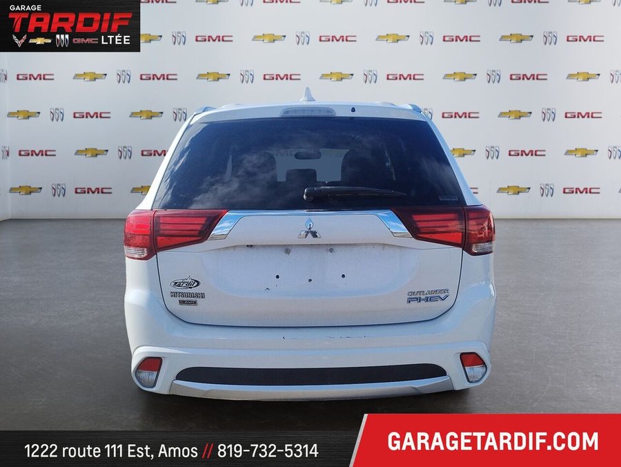Mitsubishi Outlander PHEV SE Touring S-AWC 2018 Blanc