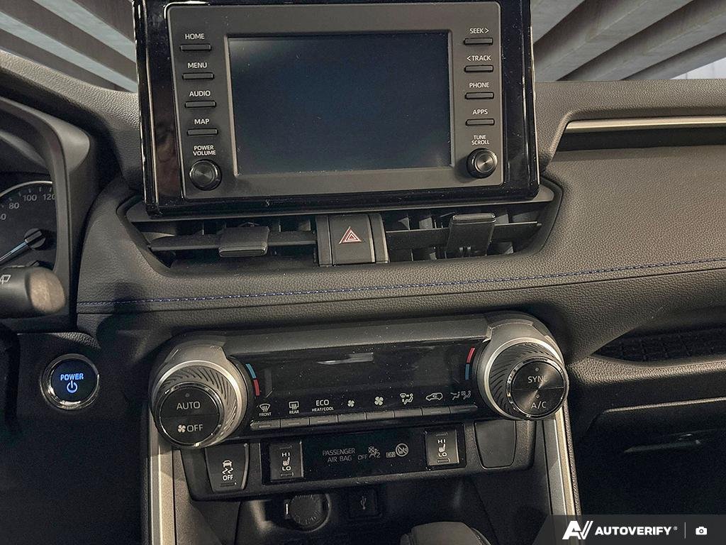 2022 Toyota RAV4 2602099A | Hybrid SE, well maintained, local trade Black Edmonton - photo #18
