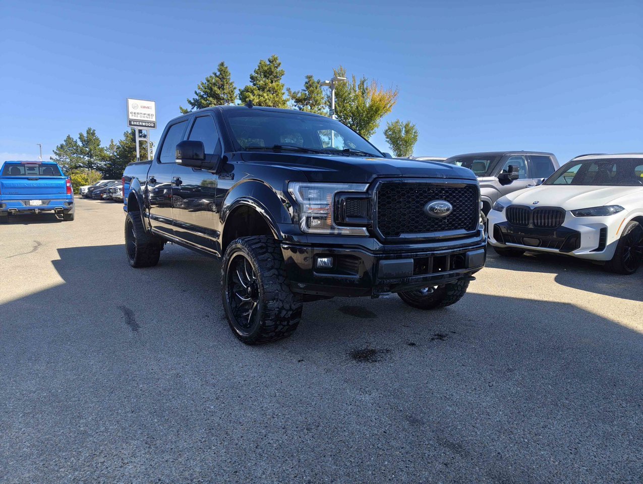2020 Ford F-150 LARIAT 4WD SuperCrew 5.5' Box Black Sherwood Park - photo #2