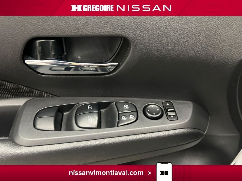 2025 Nissan Kicks White Laval - photo #26