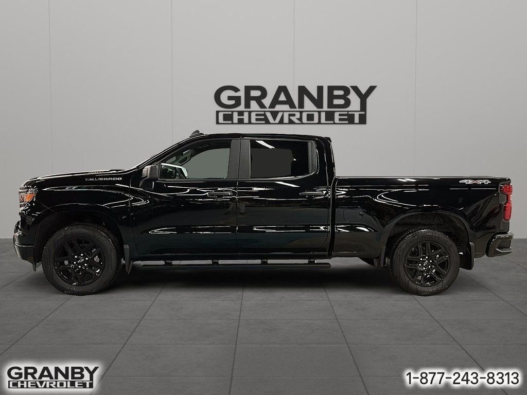 CHEVROLET Silverado 1500 K1500 SILVERADO CREW CAB CUSTOM STD/BOX (1CX) | E26-0983 2026 NOIR Granby - photo #7