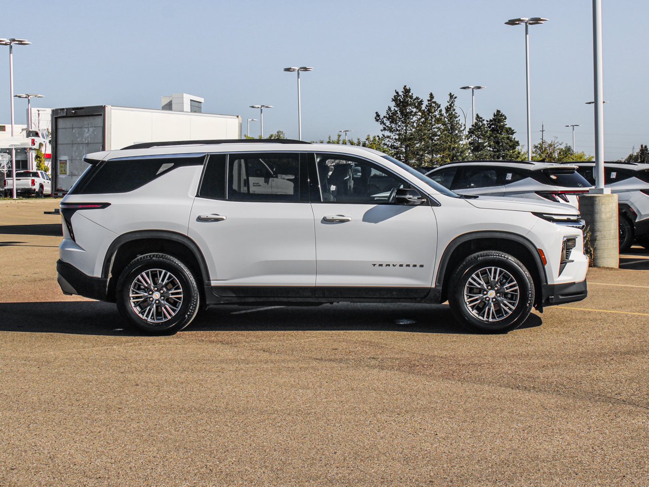 2025 Chevrolet Traverse AWD 4dr LT White Sherwood Park - photo #9