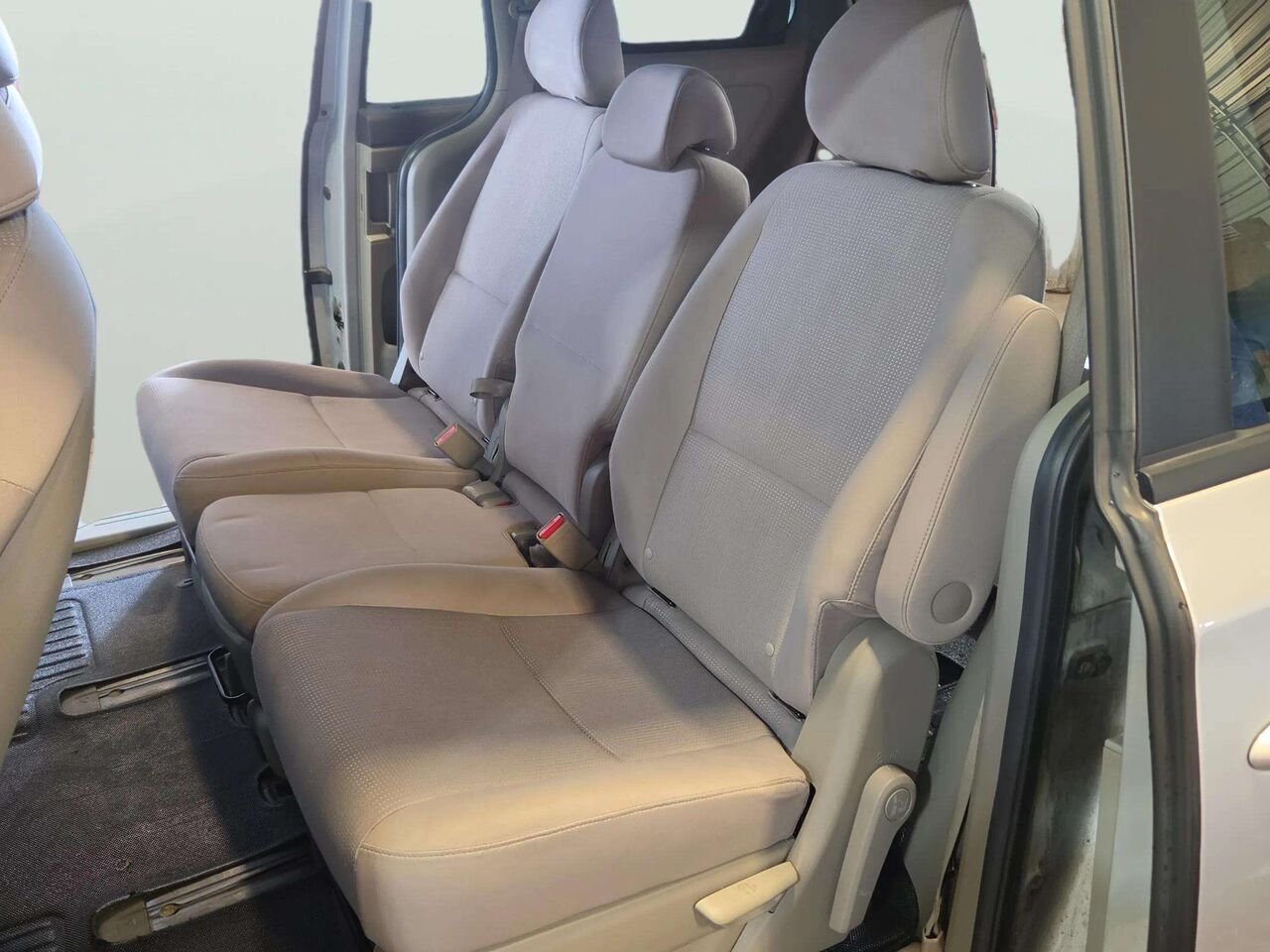 Kia Sedona 2020 Argent Gatineau - photo #15