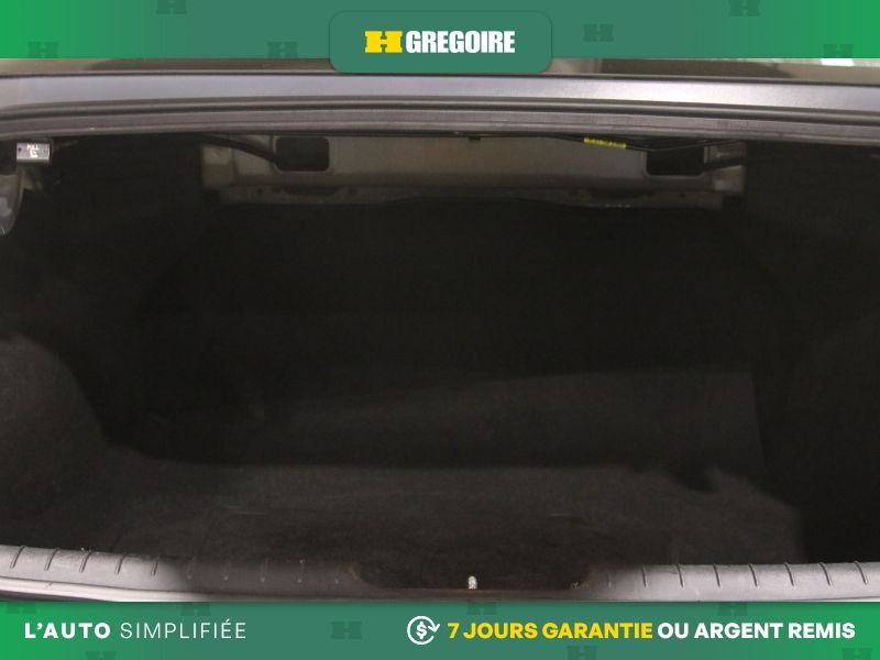 2021 Hyundai Elantra Grey Blainville - photo #33