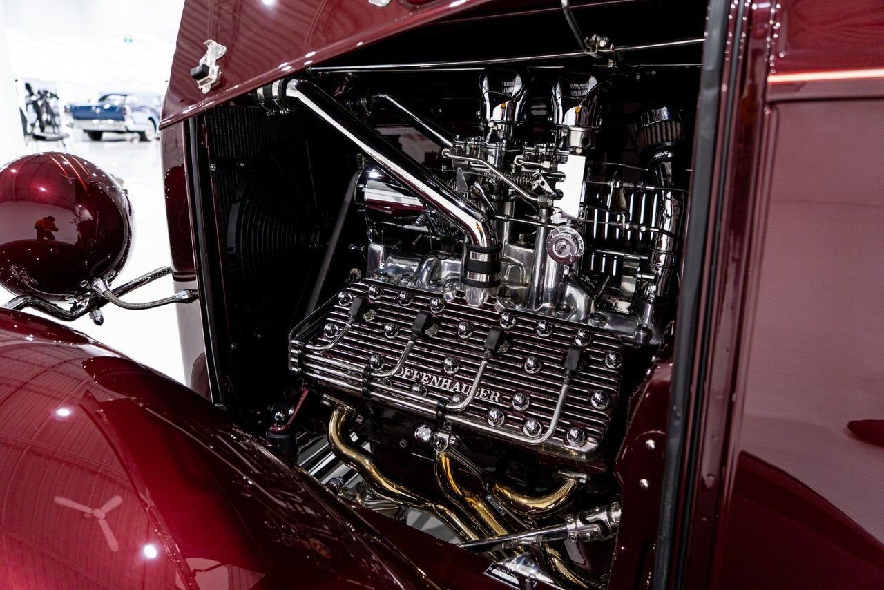 Ford Highboy Lobeck creation spectacular presentation **PRICE IN USD** 1932 Rouge Montréal - photo #45